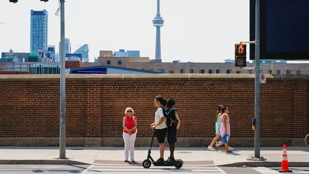 “Rise in E-Scooter Injuries Raises Alarms in Canada”